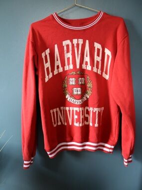 Harvard Crewneck Sweater | Size Medium